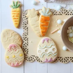 2 Emporte Pièces avec Ejecteur Pâques Scrapcooking