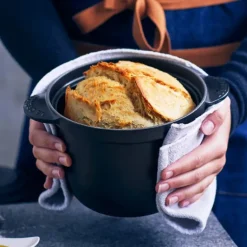 Cocotte en Fonte Every 18 cm Noir Mat Le Creuset