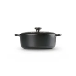 Cocotte en fonte Ovale 33 cm Noir mat Le Creuset Signature