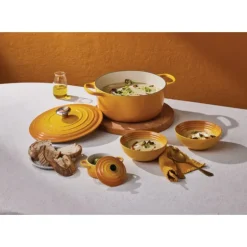 Cocotte en fonte Ronde 24 cm Nectar Le Creuset Signature