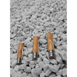 Couteau N°9 avec Manche en Olivier Opinel