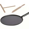 Crêpière 30 cm Fonte noire Staub, manche Fonte