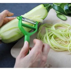 Eplucheur en Polymère Vert T-duo Opinel