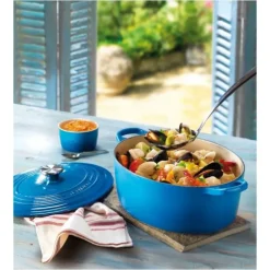 FIN DE SERIE Cocotte en fonte Ovale 29 cm Marseille Le Creuset Signature