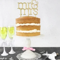 FIN DE SERIE Découpoir Cake Topper Mr & Mrs Moderne 16,5 x 15 cm PME