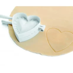 Moule à Chausson Plastique Coeur 10 cm Ibili