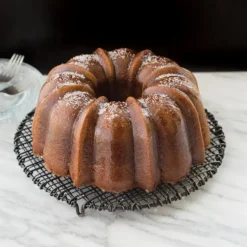 Moule à Gâteau Bundt Anniversaire Gold 2,5 L Nordic Ware