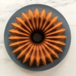 Moule à Gâteau Bundt Brilliance 2,5 L Gold Nordic Ware