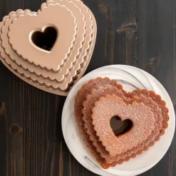 Moule à Gâteau Bundt Cœur 3 Étages Toffee Nordic Ware