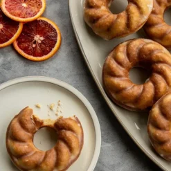 Moule à Gâteaux Donuts Torsadés (x6) Pro Cast Nordic Ware