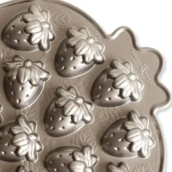 Moule à Gâteaux Fraises (x19) Toffee Nordic Ware