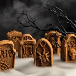 Moule à Gâteaux Pierres Tombales (x6) Bronze Nordic Ware