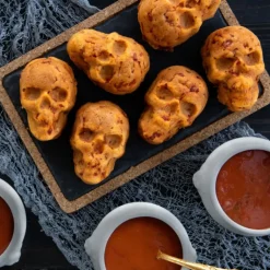 Moule à Gâteaux Têtes de Mort (x6) Bronze Nordic Ware