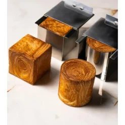 Moule Inox Croissant Géométrique Cube 7 x H 7 cm Pavoni