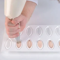 Moule Silicone 12 Quenelles 6,3 x 2,9 cm 24ml SilikoMart Professional