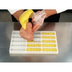 Moule Silicone Barre Snack 9 x 3 cm x H 1,9 cm (x15) Pavoni