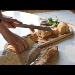 Planche à Pain Longue en Bambou 50 x 15 cm Pebbly