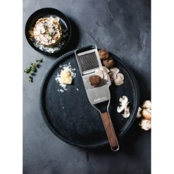 Râpe à Truffes 2en1 Master Manche en Bois Microplane