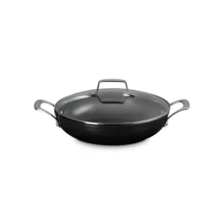 Sauteuse Antiadhérente Essentiel Céramique 28 cm et couvercle Le Creuset