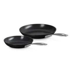 Set 2 Poêles Antiadhérentes Essentiel Céramique 24 et 28 cm Le Creuset