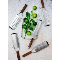 Zesteur Master Manche en Bois Microplane